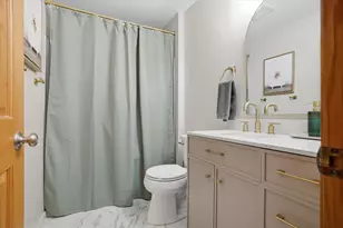 900 E Randy Rd, Oak Creek, WI 53154 - Photo 20