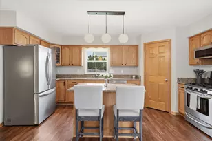 900 E Randy Rd, Oak Creek, WI 53154 - Photo 6