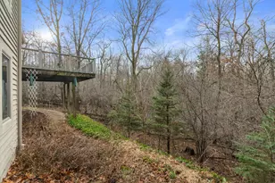 1249 N Lost Woods Rd, Summit, WI 53066 - Photo 8