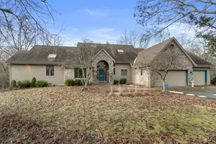 1249 N Lost Woods Rd, Summit, WI 53066 - Photo 2