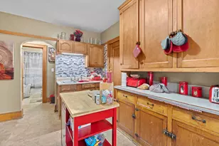 2770 N 56th St, Milwaukee, WI 53210 - Photo 8