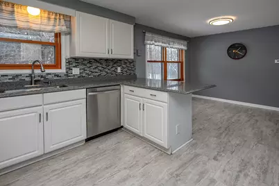 W229S8060  Big Bend Dr, Vernon, WI 53103 - Photo 16