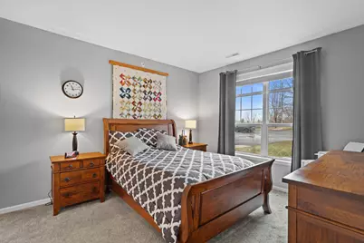 9337 S Cobblestone Way #Unit D, Franklin, WI 53132 - Photo 8