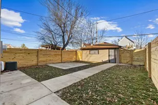 2642 N 24th Pl, Milwaukee, WI 53206 - Photo 22