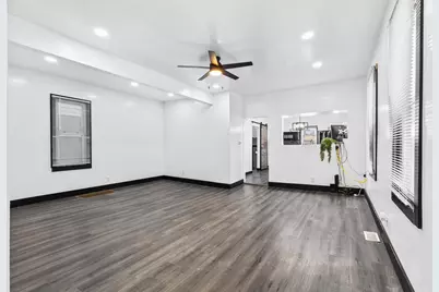 2642 N 24th Pl, Milwaukee, WI 53206 - Photo 4