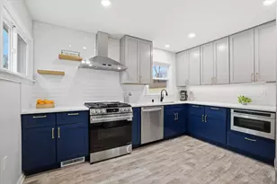 555 Robertson St, Wauwatosa, WI 53213 - Photo 4