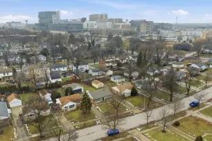 555 Robertson St, Wauwatosa, WI 53213 - Photo 36