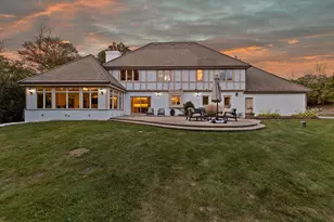 2751 W Deer Creek Ct, River Hills, WI 53217 - Photo 82