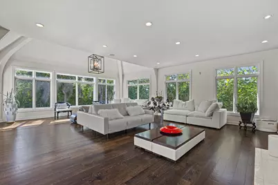 2751 W Deer Creek Ct, River Hills, WI 53217 - Photo 20