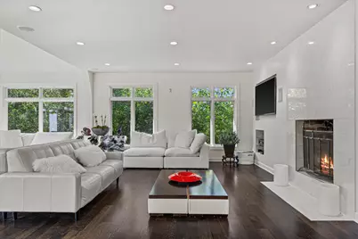 2751 W Deer Creek Ct, River Hills, WI 53217 - Photo 22