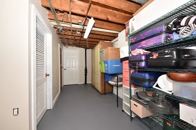 10723 W Rohr Ave, Milwaukee, WI 53225 - Photo 26