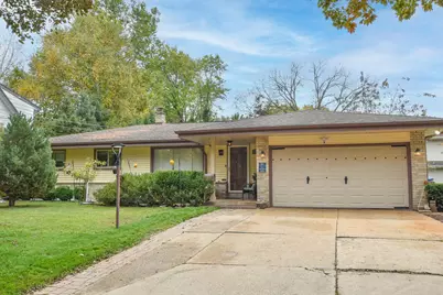 10723 W Rohr Ave, Milwaukee, WI 53225 - Photo 32