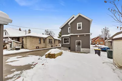2132 S 85th St, West Allis, WI 53227 - Photo 24
