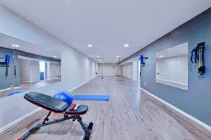 W139N6328 Bridal Wreath Ln, Menomonee Falls, WI 53051 - Photo 36