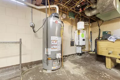 8979 N Silver Brook Ln, Brown Deer, WI 53223 - Photo 26