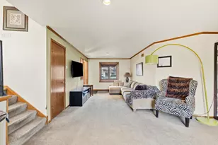 8979 N Silver Brook Ln, Brown Deer, WI 53223 - Photo 20