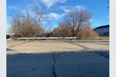 6154 S 13th St, Milwaukee, WI 53221 - Photo 4