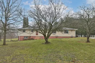 N5907  Aspen Dr, Spring Prairie, WI 53105 - Photo 8