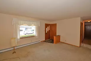 59 Virginia St, Racine, WI 53405 - Photo 4