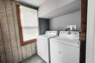 615 Roosevelt Dr, West Bend, WI 53090 - Photo 12