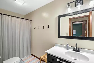 301 S Summerset Dr, Racine, WI 53406 - Photo 24