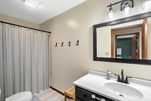 301 S Summerset Dr, Racine, WI 53406 - Photo 24