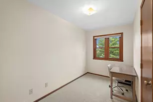 301 S Summerset Dr, Racine, WI 53406 - Photo 30