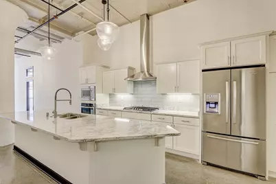 226 N Water St #401, Milwaukee, WI 53202 - Photo 2