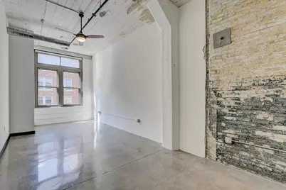 226 N Water St #401, Milwaukee, WI 53202 - Photo 20