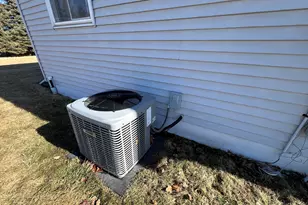 4322 Menasha Ave, Manitowoc, WI 54220 - Photo 18