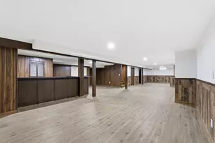 2504 N 112th St, Wauwatosa, WI 53226 - Photo 28