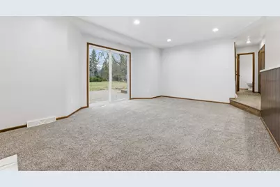 2504 N 112th St, Wauwatosa, WI 53226 - Photo 16