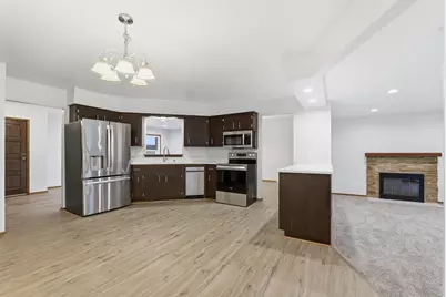 2504 N 112th St, Wauwatosa, WI 53226 - Photo 14