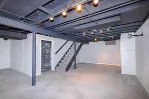 9144 W Park Hill Ave, Milwaukee, WI 53226 - Photo 32