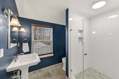 4339 N Alpine Ave, Shorewood, WI 53211 - Photo 24