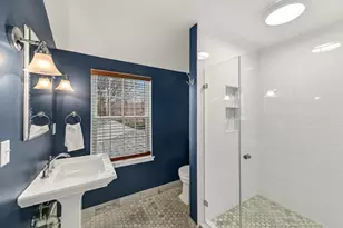 4339 N Alpine Ave, Shorewood, WI 53211 - Photo 24