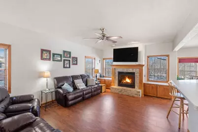 W172N7862  Shady Ln, Menomonee Falls, WI 53051 - Photo 12