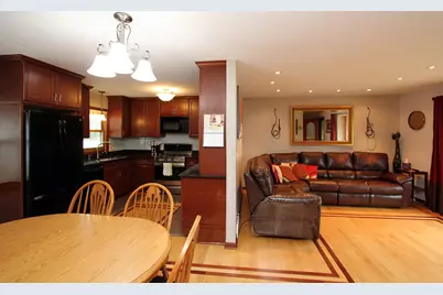 8028 W Van Beck Ave, Milwaukee, WI 53220 - Photo 28