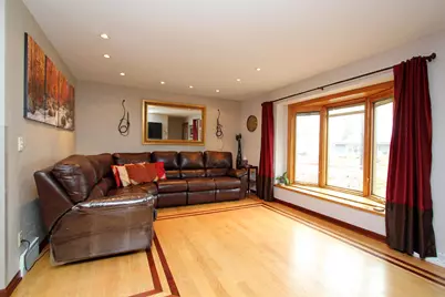 8028 W Van Beck Ave, Milwaukee, WI 53220 - Photo 6