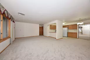 2116 Woodburn Rd, Waukesha, WI 53186 - Photo 2