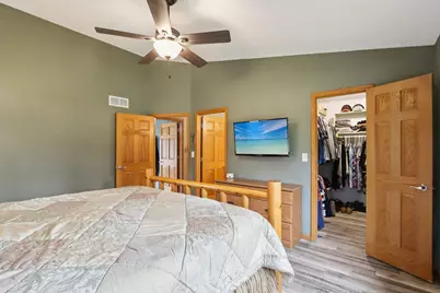 14320 W Fieldpointe Dr, New Berlin, WI 53151 - Photo 24