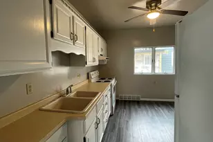 1424 Mehrtens Ave, Sheboygan, WI 53081 - Photo 4