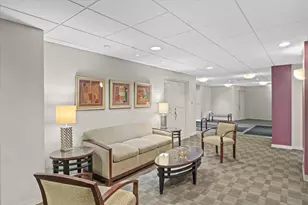 2525 S Shore Dr, Milwaukee, WI 53207 - Photo 6