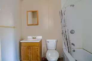 1801 W Meinecke Ave, Milwaukee, WI 53206 - Photo 8