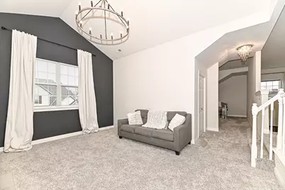 2245 W Vista Bella Dr #201, Oak Creek, WI 53154 - Photo 8