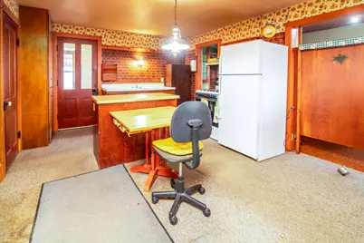 1412 S 9th St, Watertown, WI 53094 - Photo 2