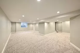 1005 Lone Tree Rd, Elm Grove, WI 53122 - Photo 26