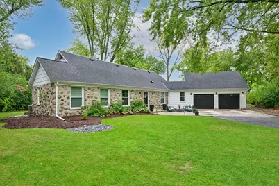 1005  Lone Tree Rd, Elm Grove, WI 53122 - Photo 2