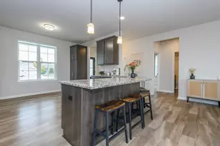 723 Belmont Dr, Watertown, WI 53094 - Photo 12