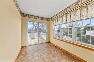 N57W24128 N Sycamore Cir, Sussex, WI 53089 - Photo 16